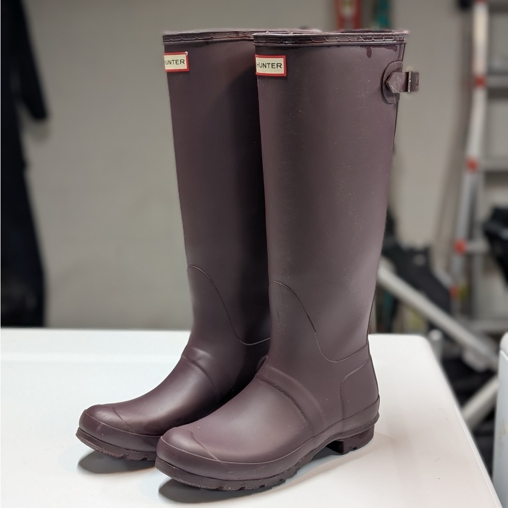 Tall Hunter Boots in Matte Purple